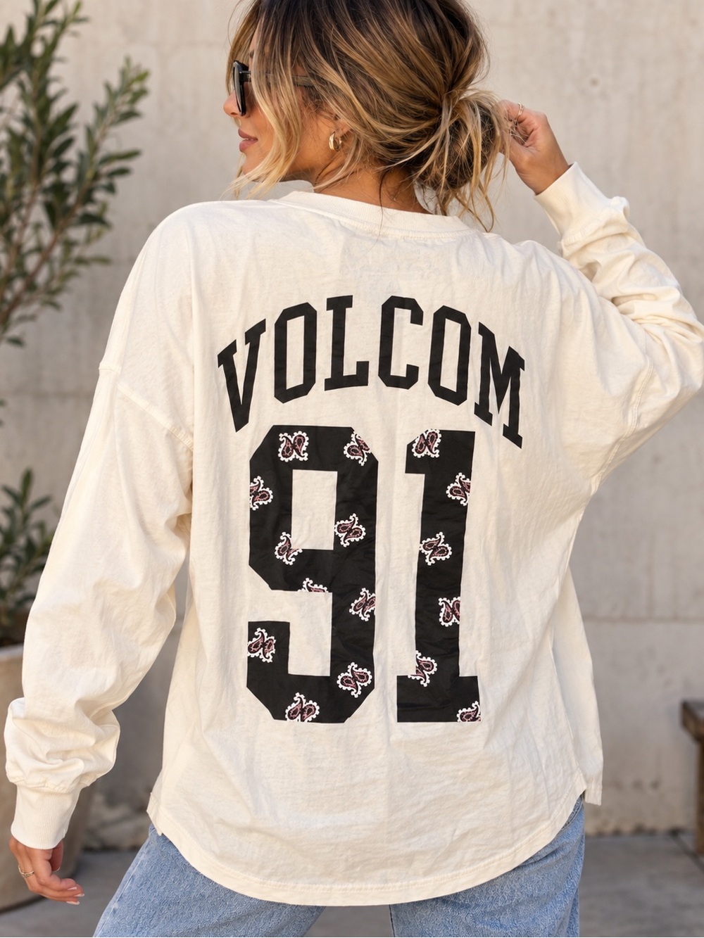 Volcom Werkin Doubles T-Shirt Cloud Women’s L Organic Cotton 91 Long Sleeve